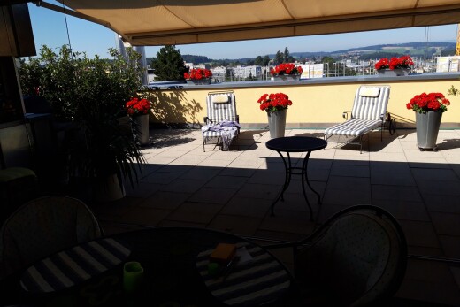 terrasse avec terrasse, day time, et from property