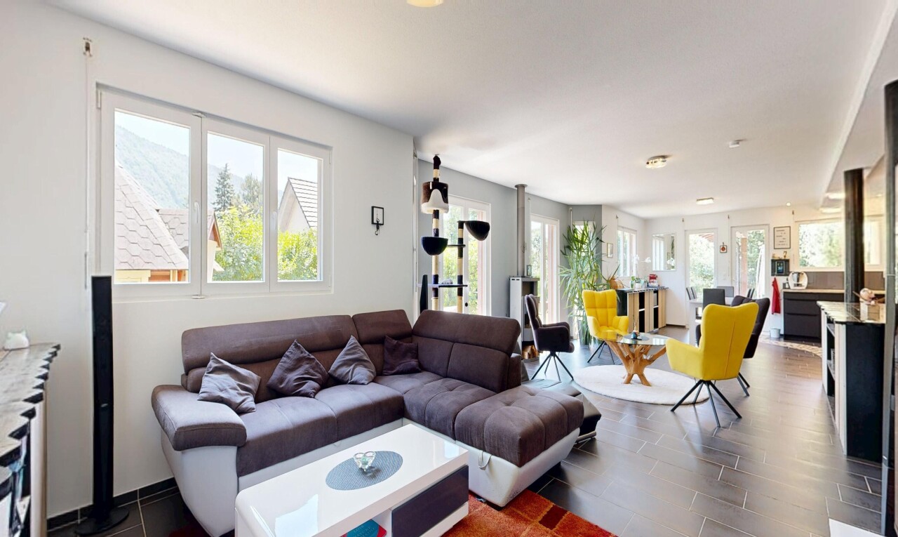 salon / salle à manger avec inside property, lumière naturelle, natural light, cloison sèche, et drywall