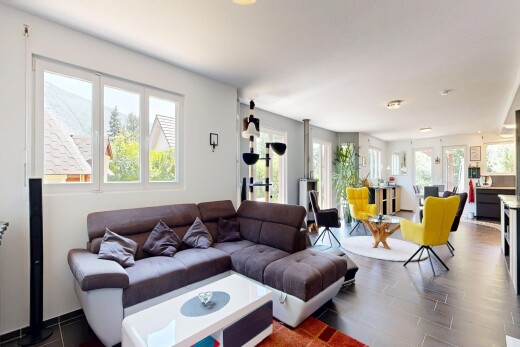 salon / salle à manger avec inside property, lumière naturelle, natural light, cloison sèche, et drywall