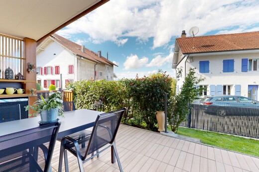 terrasse mit day time, from property, essbereich im freien, terrasse, und zaun