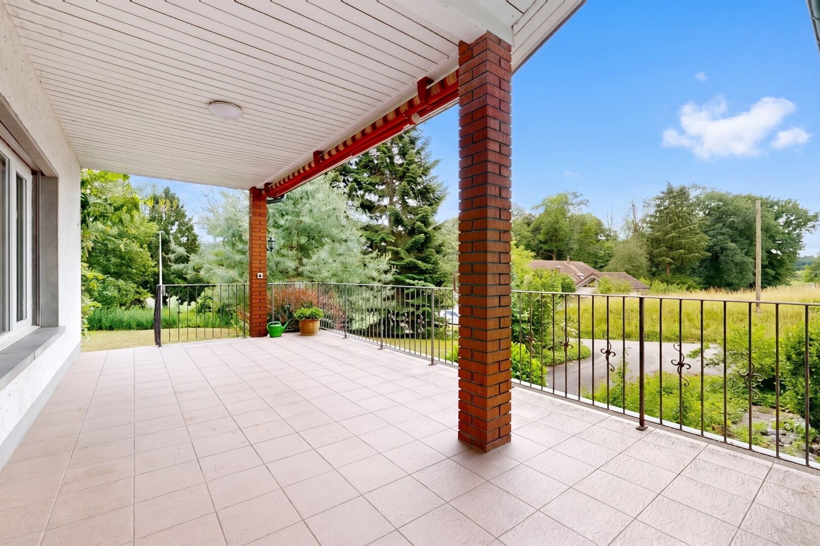 terrasse mit from property und day time