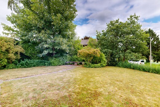 garten mit rasen, day time, waldblick, und woods view