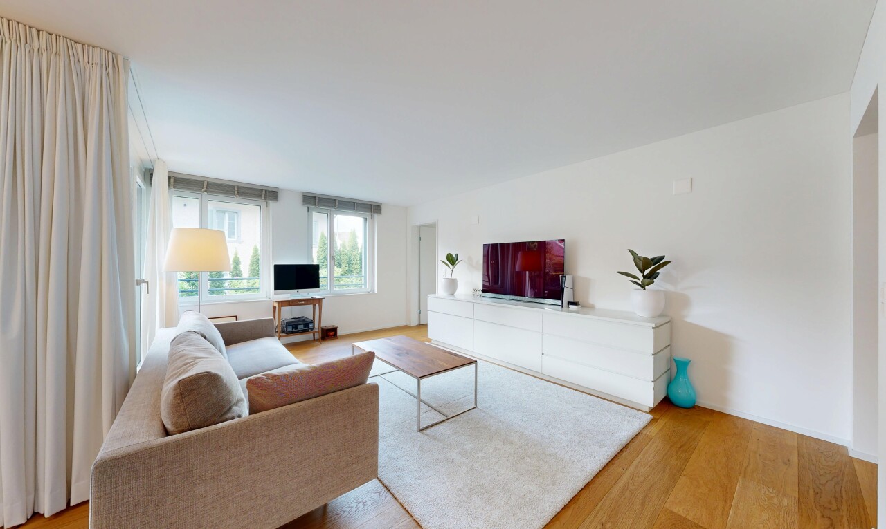 wohnzimmer mit holzfußboden, wood finish floor, gipskartonwand, drywall, und inside property