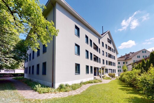 außenansicht mit apartment complex view, blick auf wohnanlage, from community, und day time