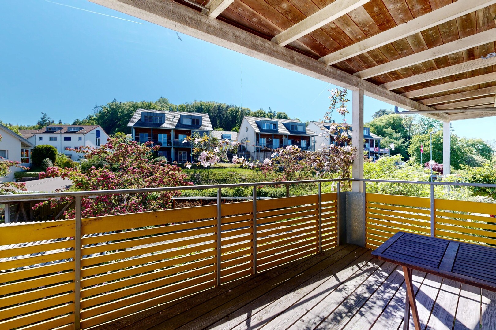 balkon mit day time, from property, residential view, wohngebietblick, und balkon