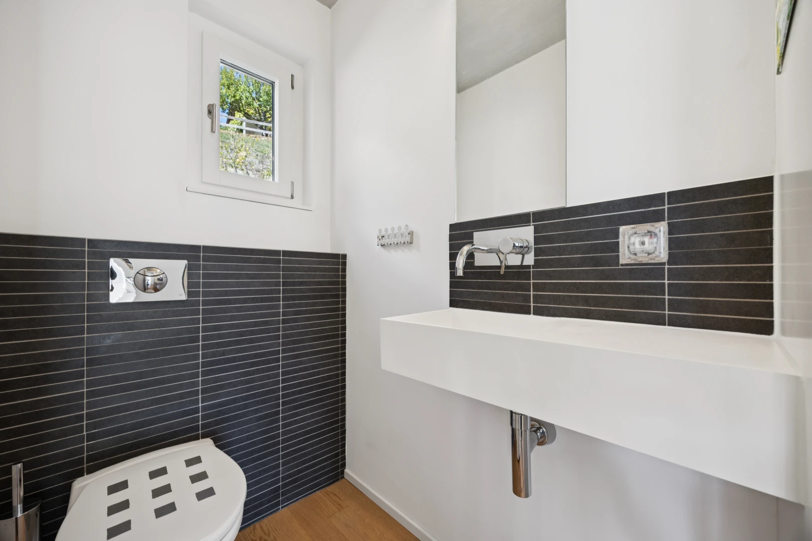 bad mit gipskartonwand, drywall, gäste-wc, fliesenwand, und tile wall