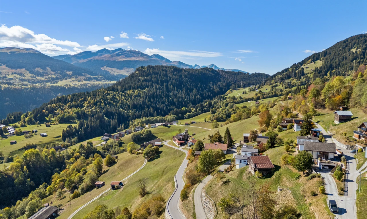 blick auf die berge mit blick auf die berge, mountain view, aerial view, und day time