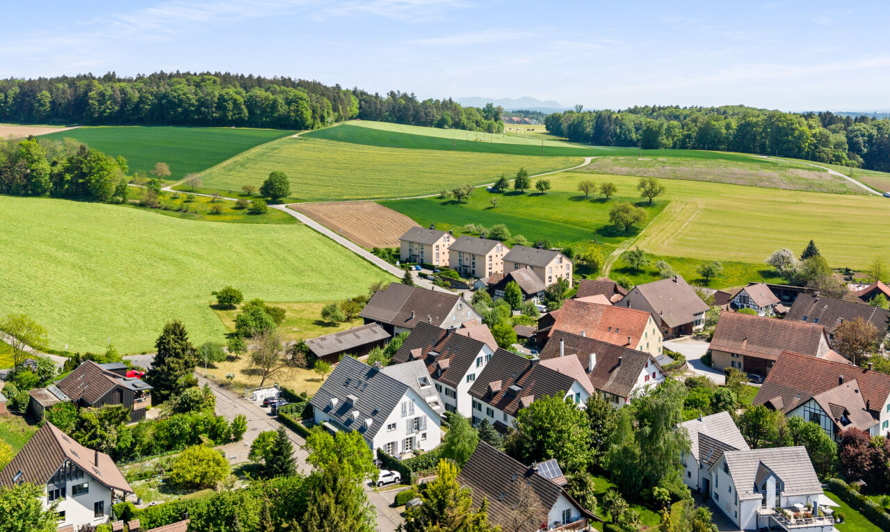 façade avec day time et aerial view