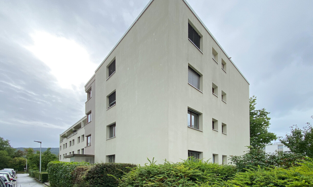 view of building exterior