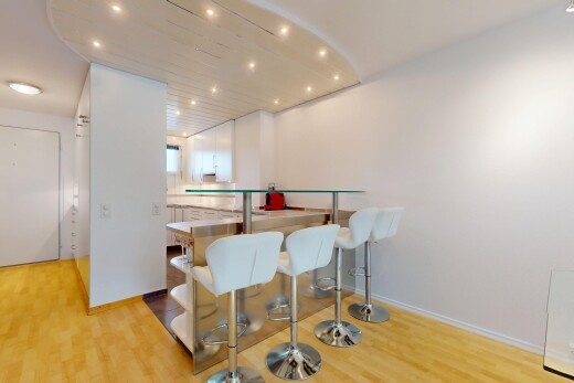 esszimmer mit holzfußboden, wood finish floor, einbauleuchten, recessed lighting, und gipskartonwand