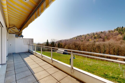 balcon avec from property, terrasse, et day time