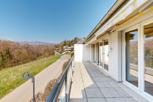 balcon avec day time, balcon, et from property