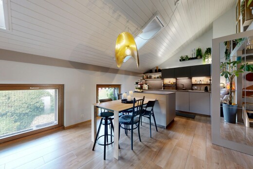 esszimmer mit dachfenster, inside property, natural light, natürliches licht, und drywall