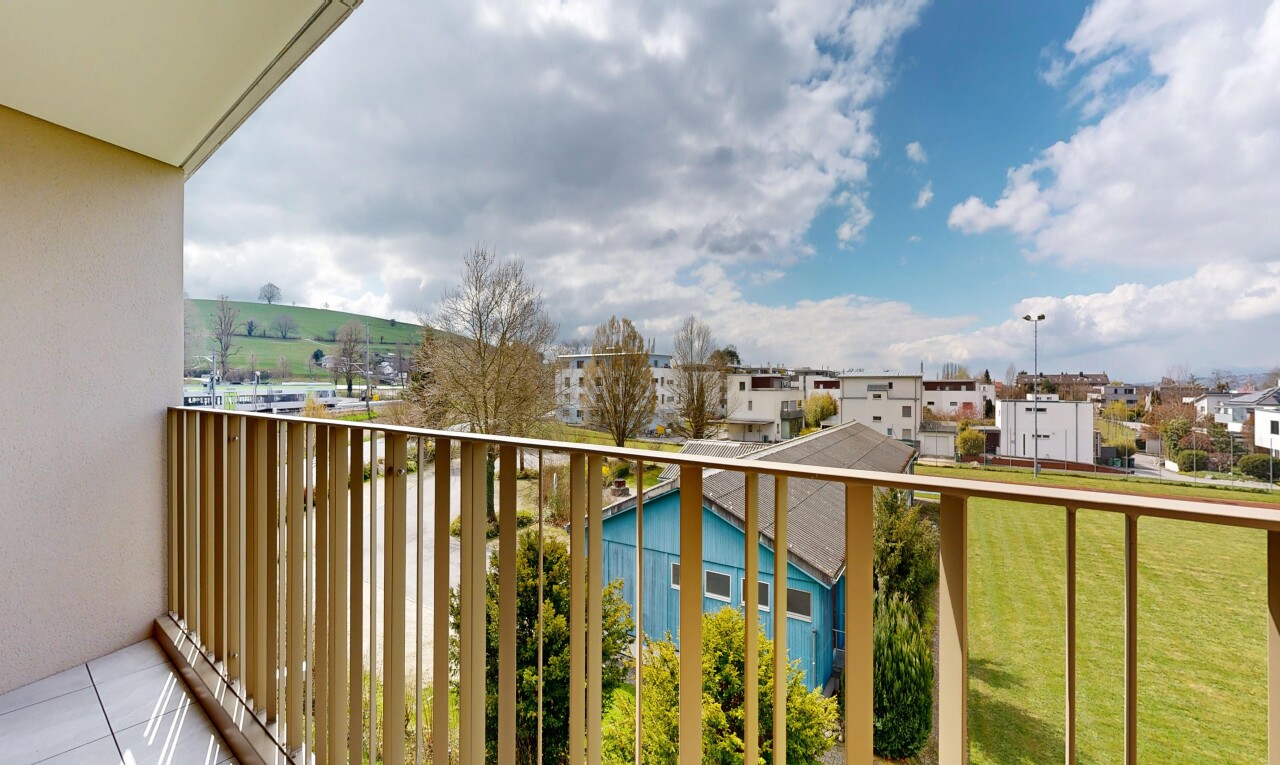 balcon avec balcon et from property