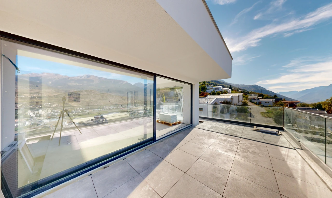 terrasse avec mountain view, vue sur la montagne, day time, et view focus