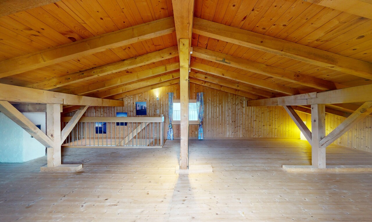 parking avec inside property