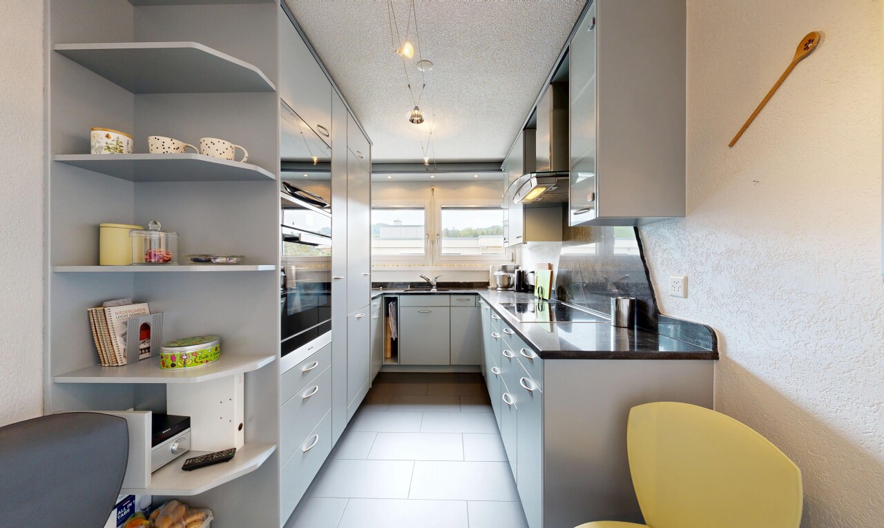 küche mit arbeitsplatten, dark countertops, light floor, offene regale, und open shelves