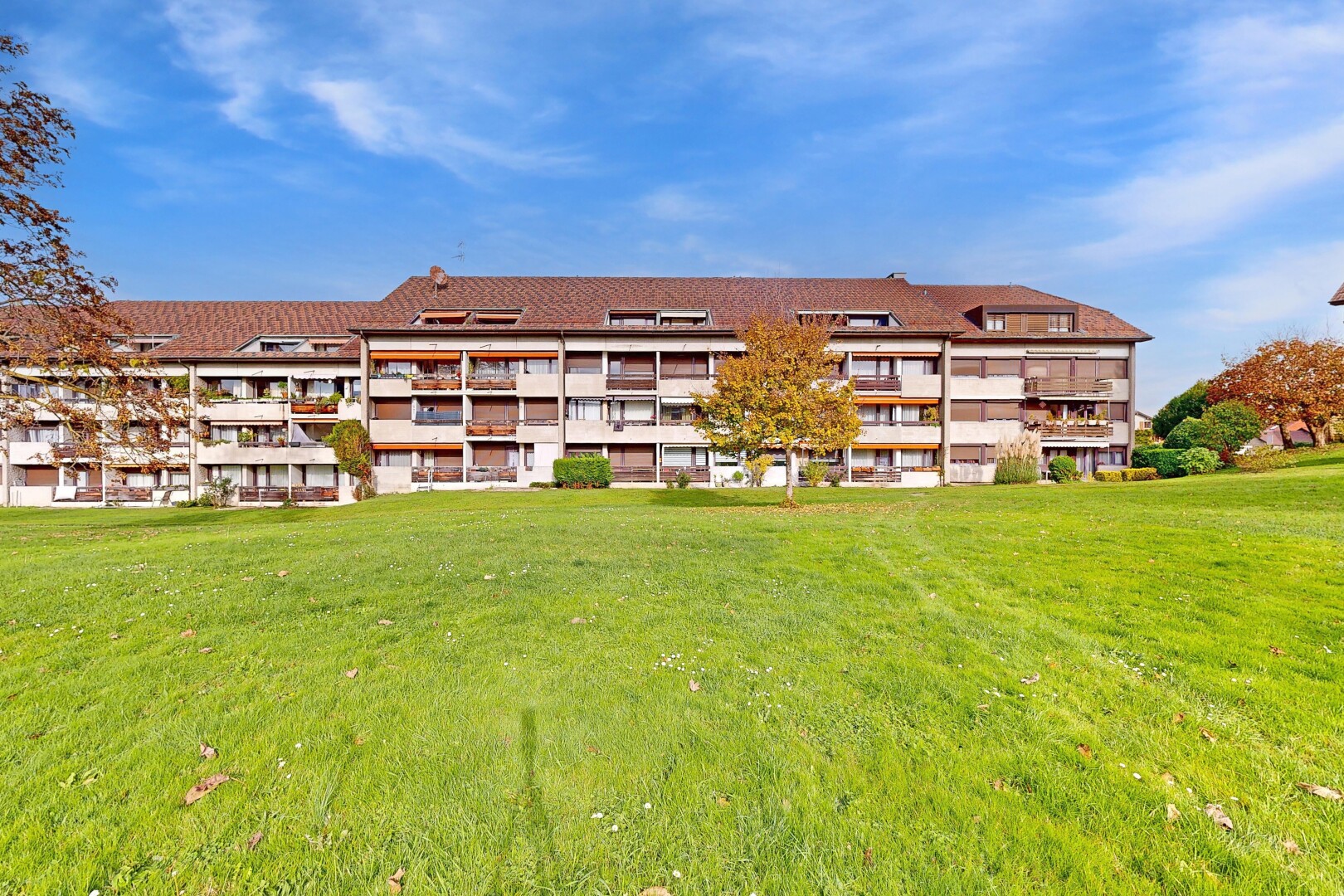 extérieur du bâtiment avec day time