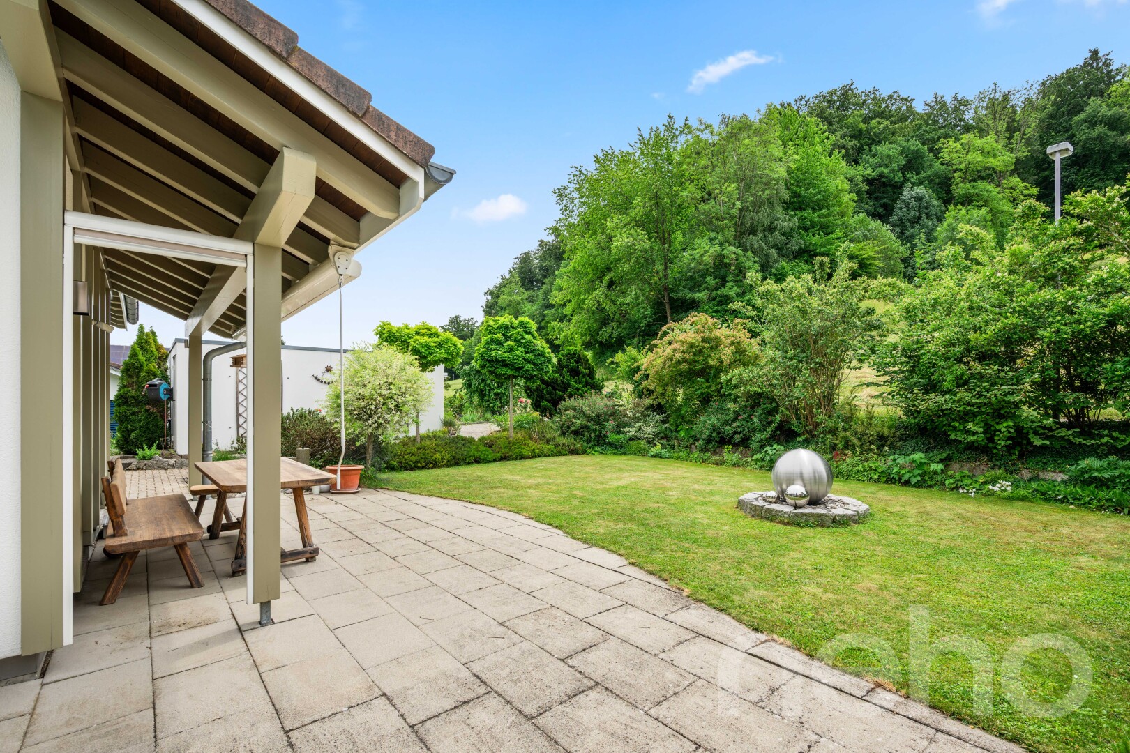 terrasse mit rasen, terrasse, from property, und day time