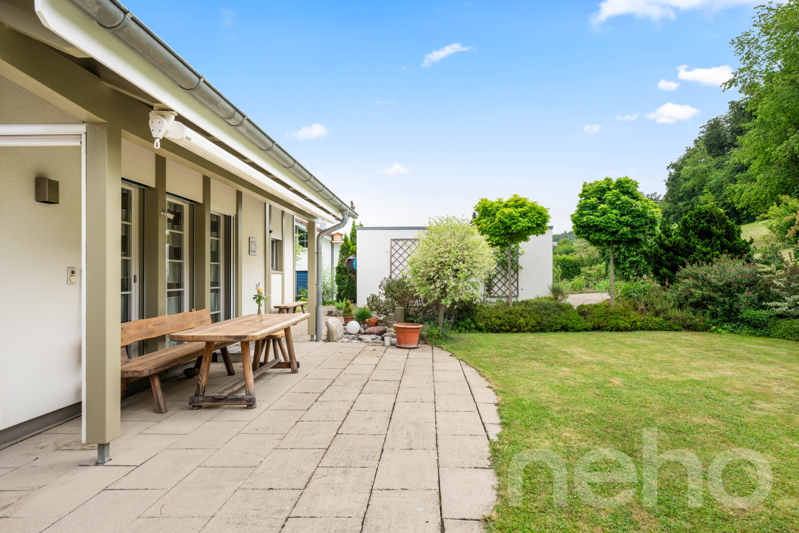 terrasse mit rasen, from property, terrasse, und day time