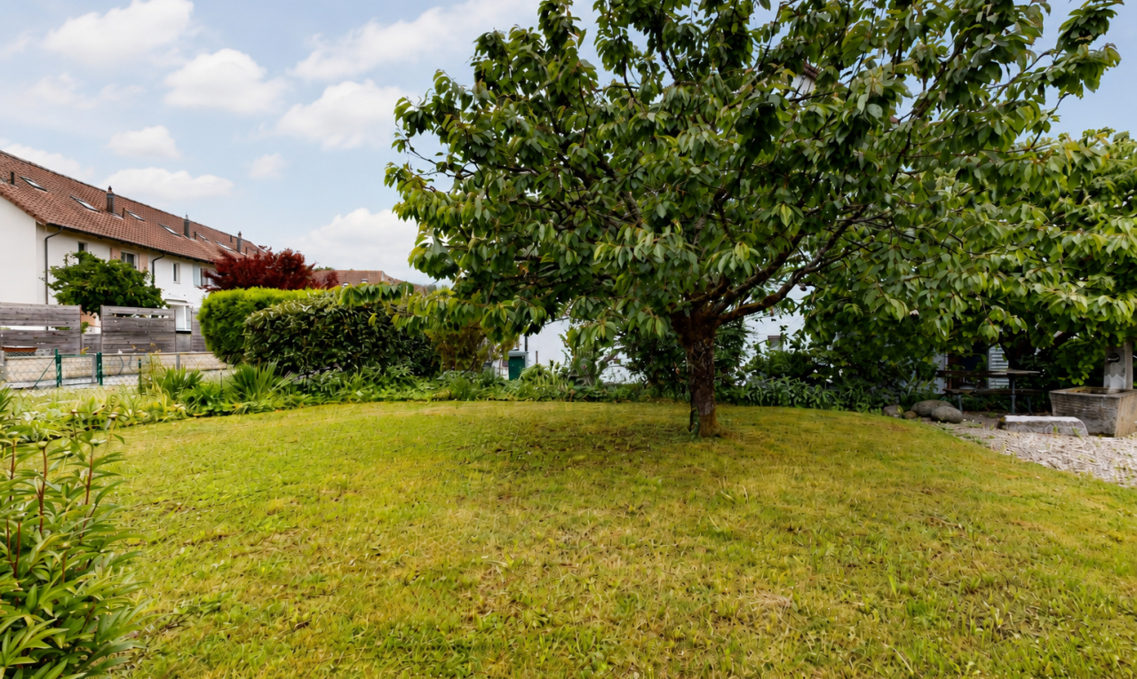 view of garden