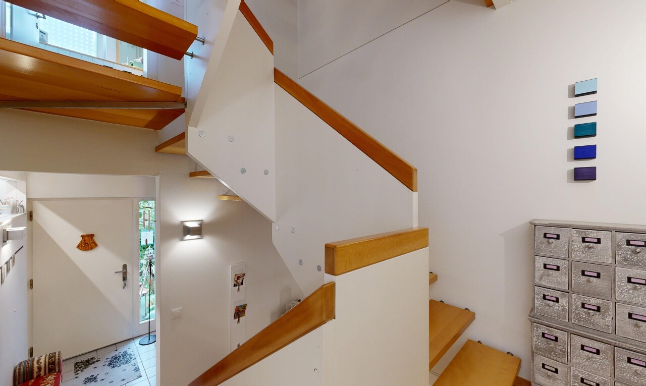 treppe mit drywall, gipskartonwand, inside property, und treppen