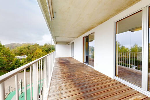 balcon avec balcon, overcast, et from property
