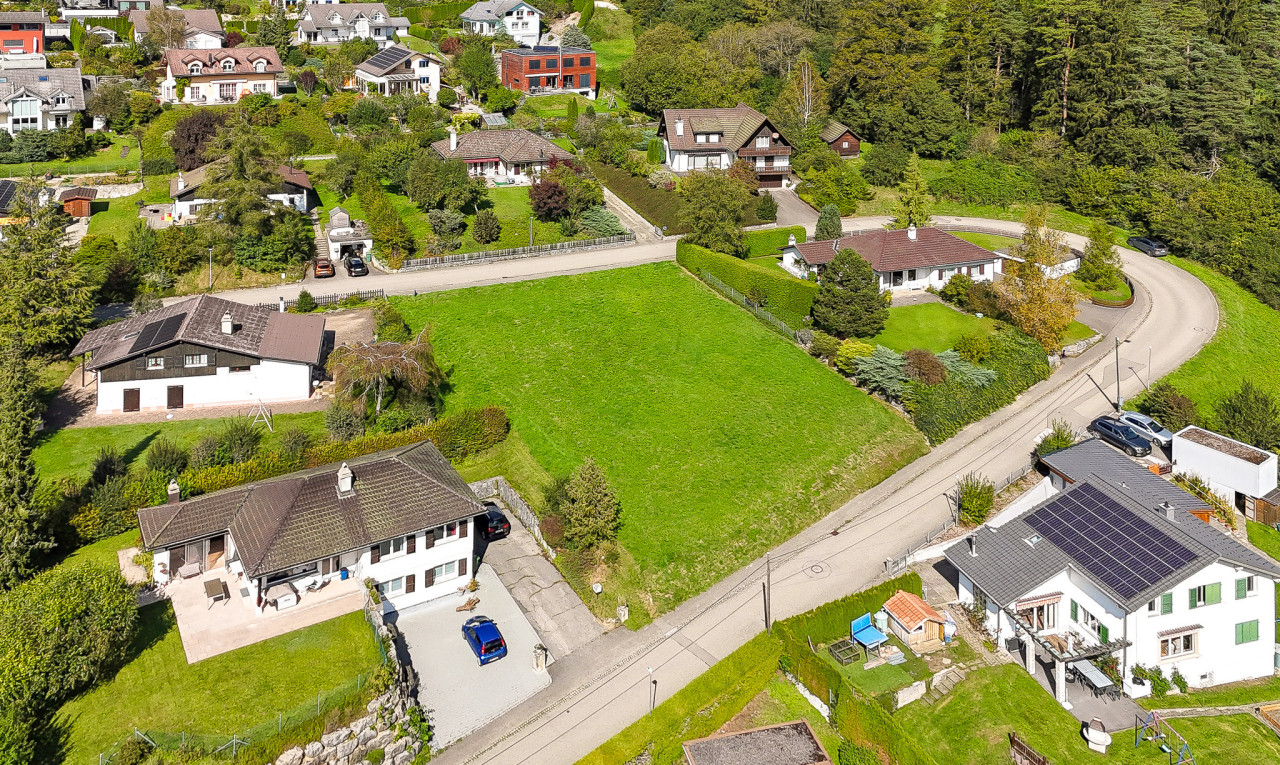 Magnifique terrain avec vue splendide et dégagée dans quartier calme