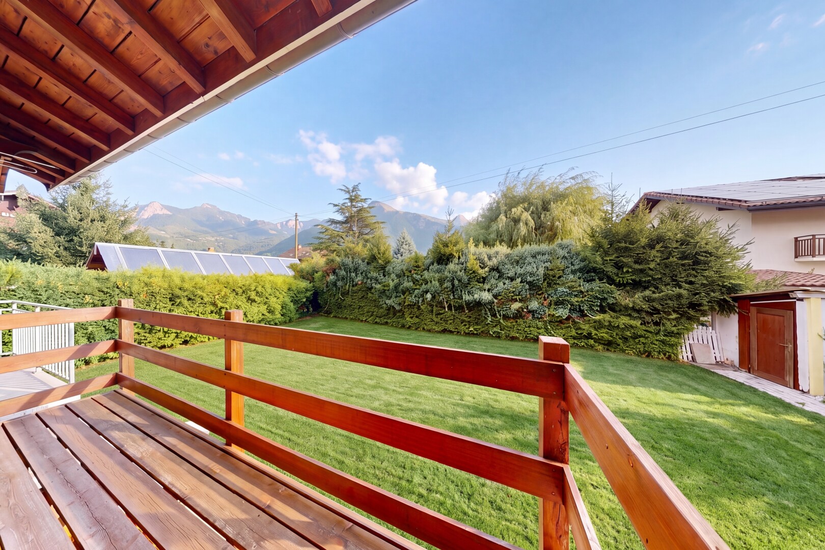 balkon mit from property, view focus, day time, deck, und blick auf die berge