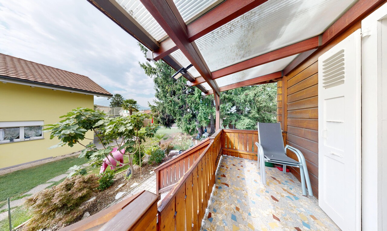 balkon mit balkon und from property
