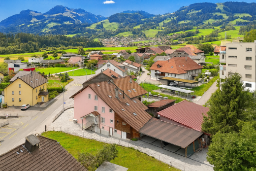 blick auf die berge mit blick auf die berge, mountain view, wohngebietblick, residential view, und day time
