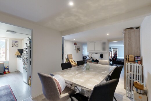 esszimmer mit natürliches licht, natural light, inside property, gipskartonwand, und drywall