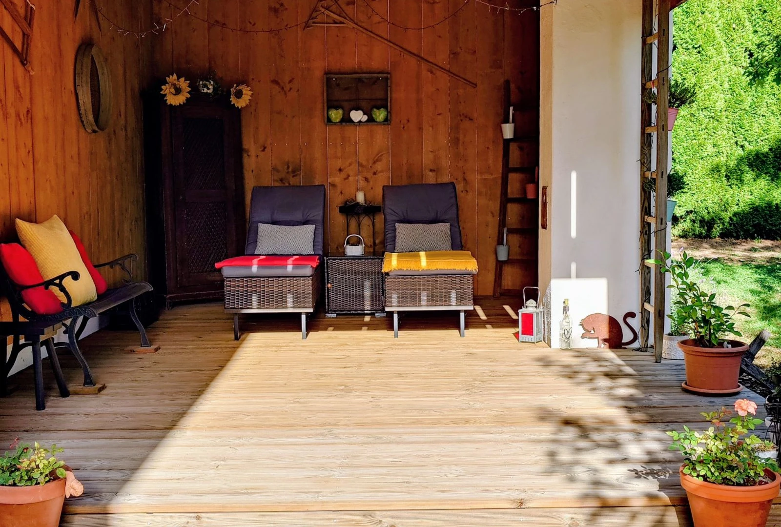 terrasse mit deck und from property
