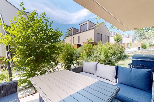 terrasse avec espace de vie extérieur, from property, day time, terrasse, et gril