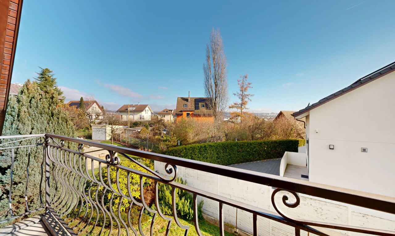 balcon avec balcon, day time, vue résidentielle, from property, et residential view
