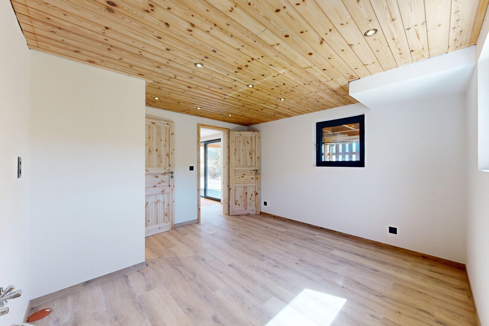 unfurnished room featuring light wood-type flooring, wooden ceiling, and recessed lighting