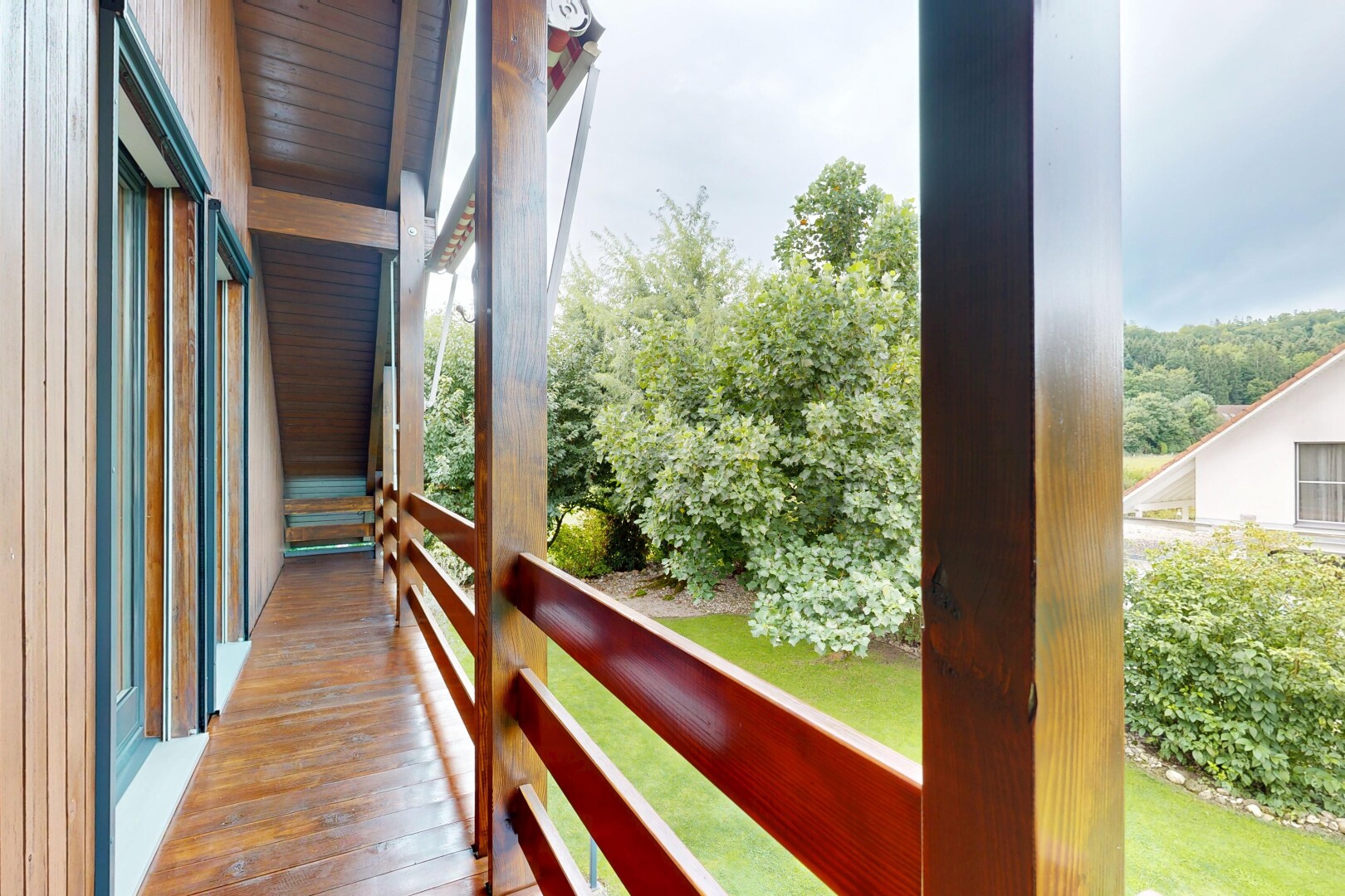 balkon mit overcast und from property