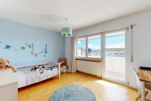zimmer / schlafzimmer mit kühler, außenzugang, drywall, gipskartonwand, und day time