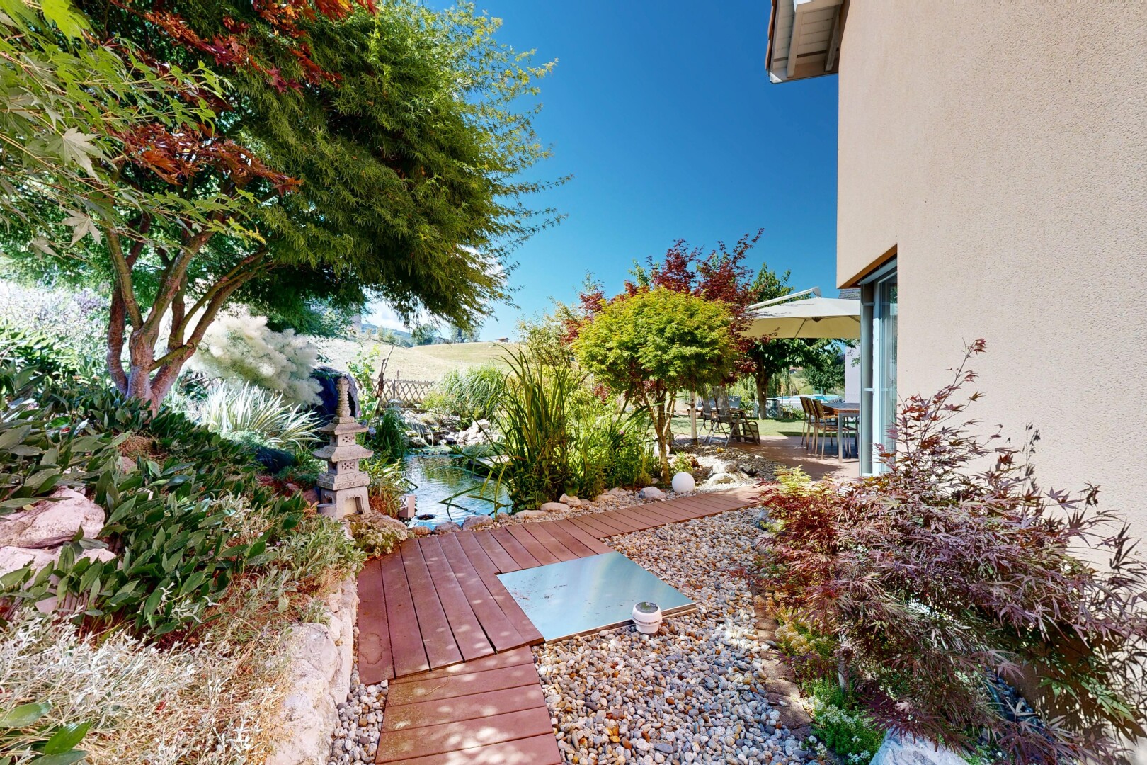 jardin avec from property, clôture, et terrasse