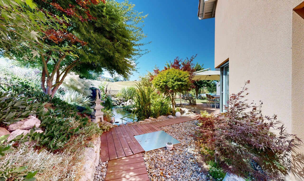 jardin avec from property, clôture, et terrasse