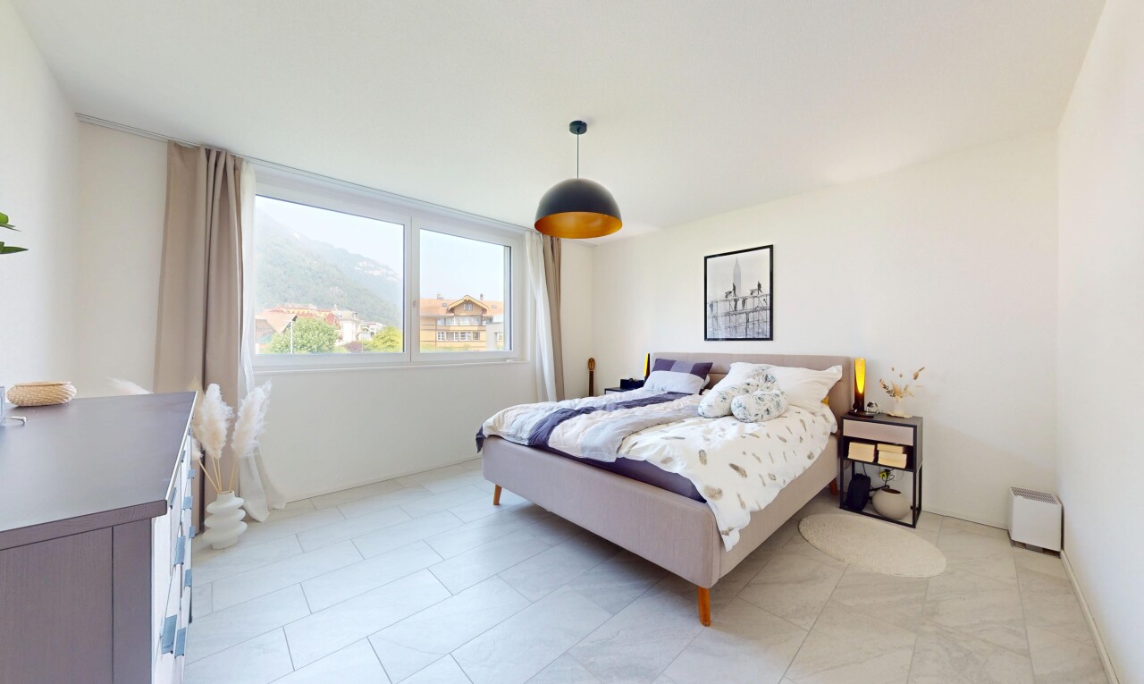 chambre avec lumière naturelle, cloison sèche, natural light, drywall, et inside property