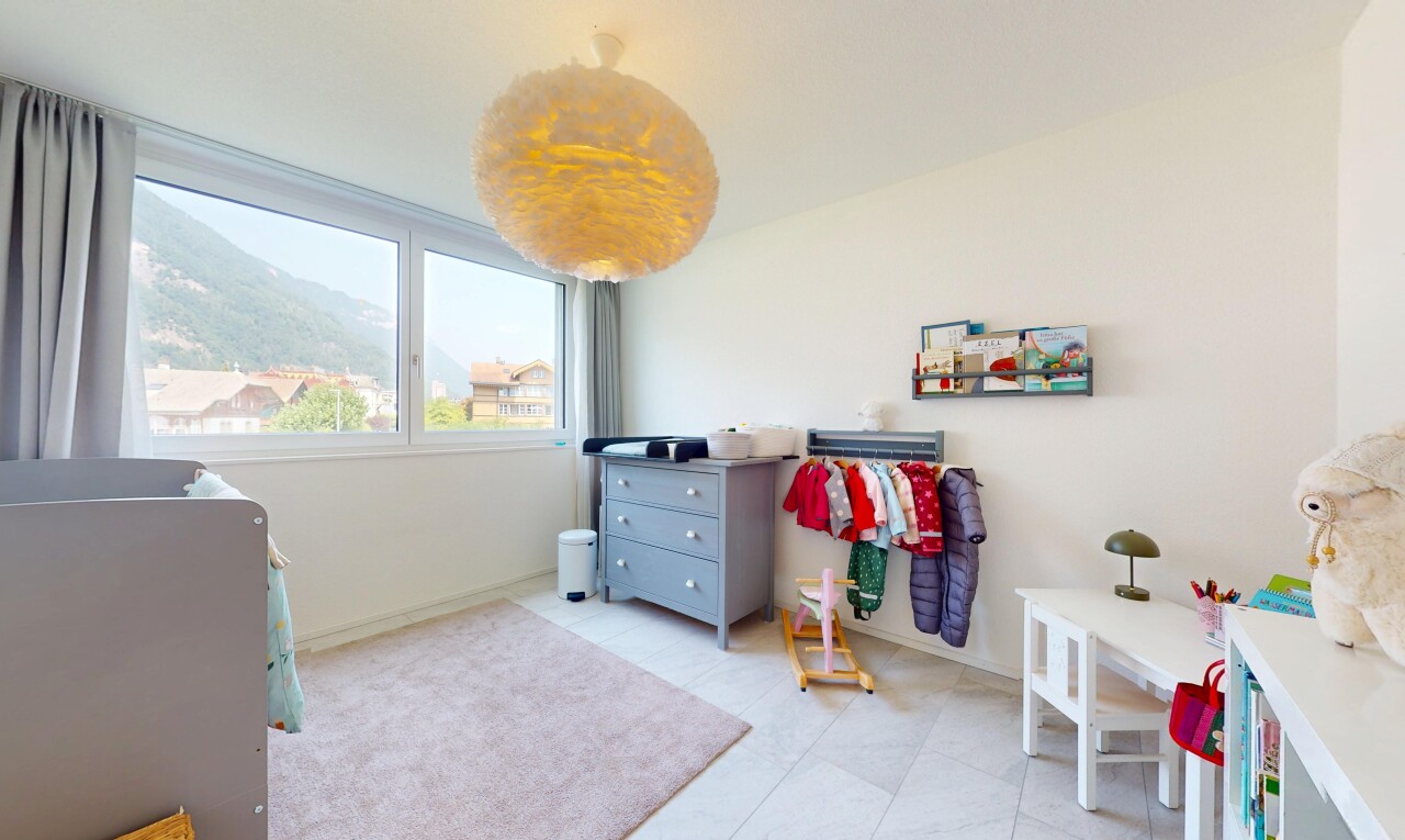 chambre avec drywall, cloison sèche, natural light, lumière naturelle, et inside property