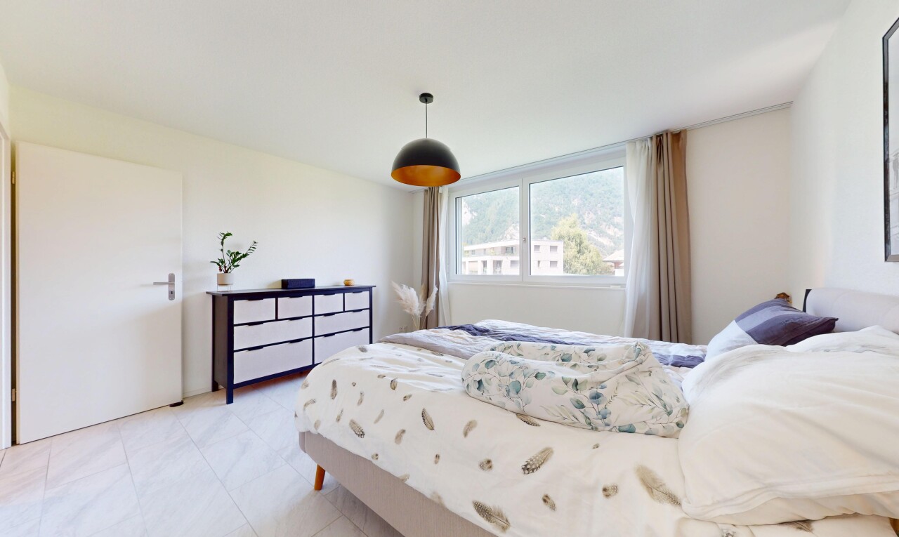 chambre avec cloison sèche, drywall, lumière naturelle, natural light, et inside property