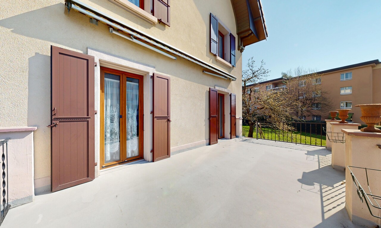 terrasse avec day time, from property, terrasse, et portes-fenêtres