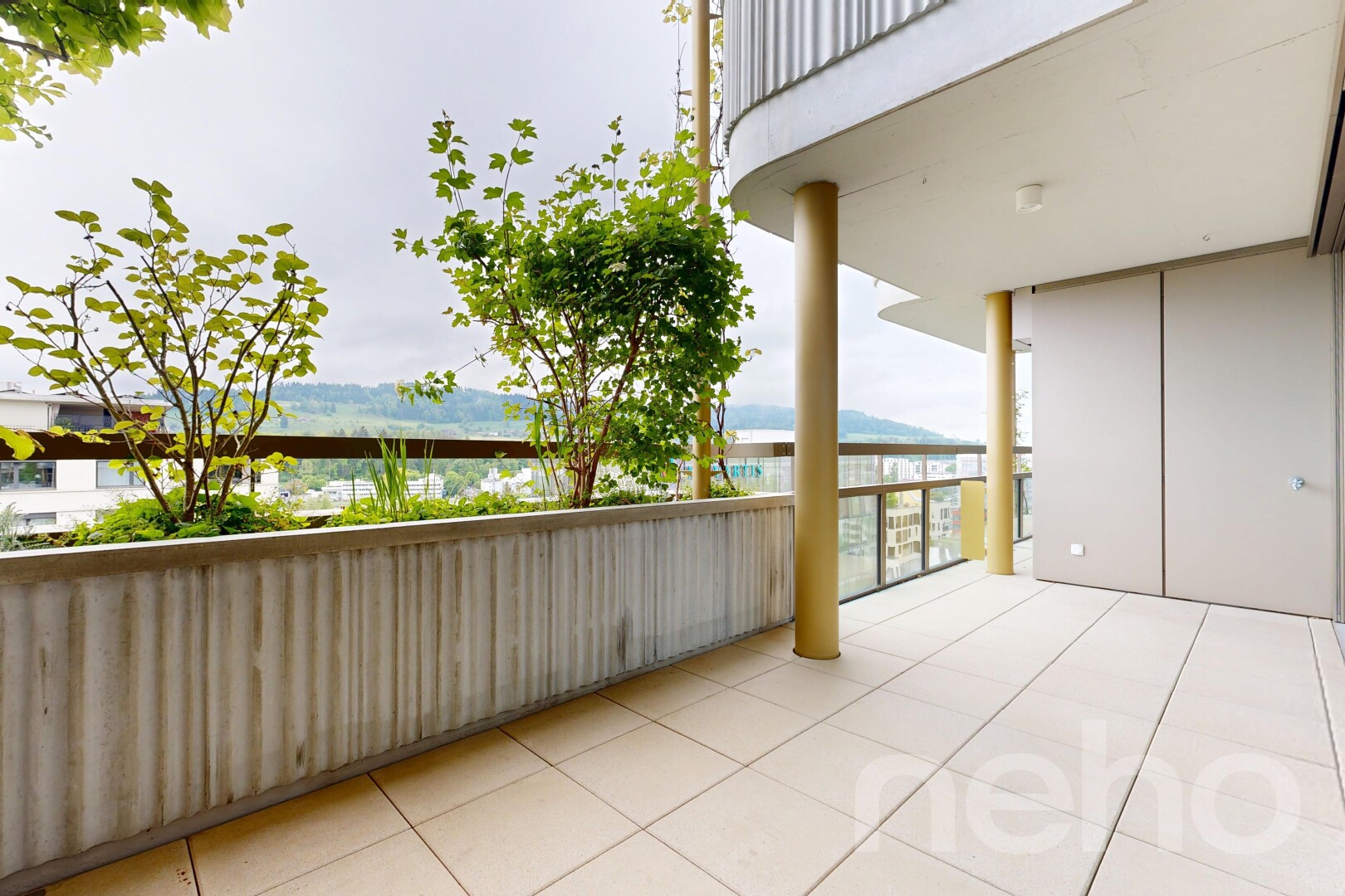 terrasse avec terrasse, overcast, et from property