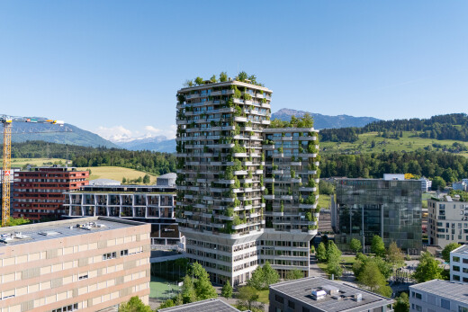 extérieur du bâtiment avec vue sur la montagne, mountain view, et day time
