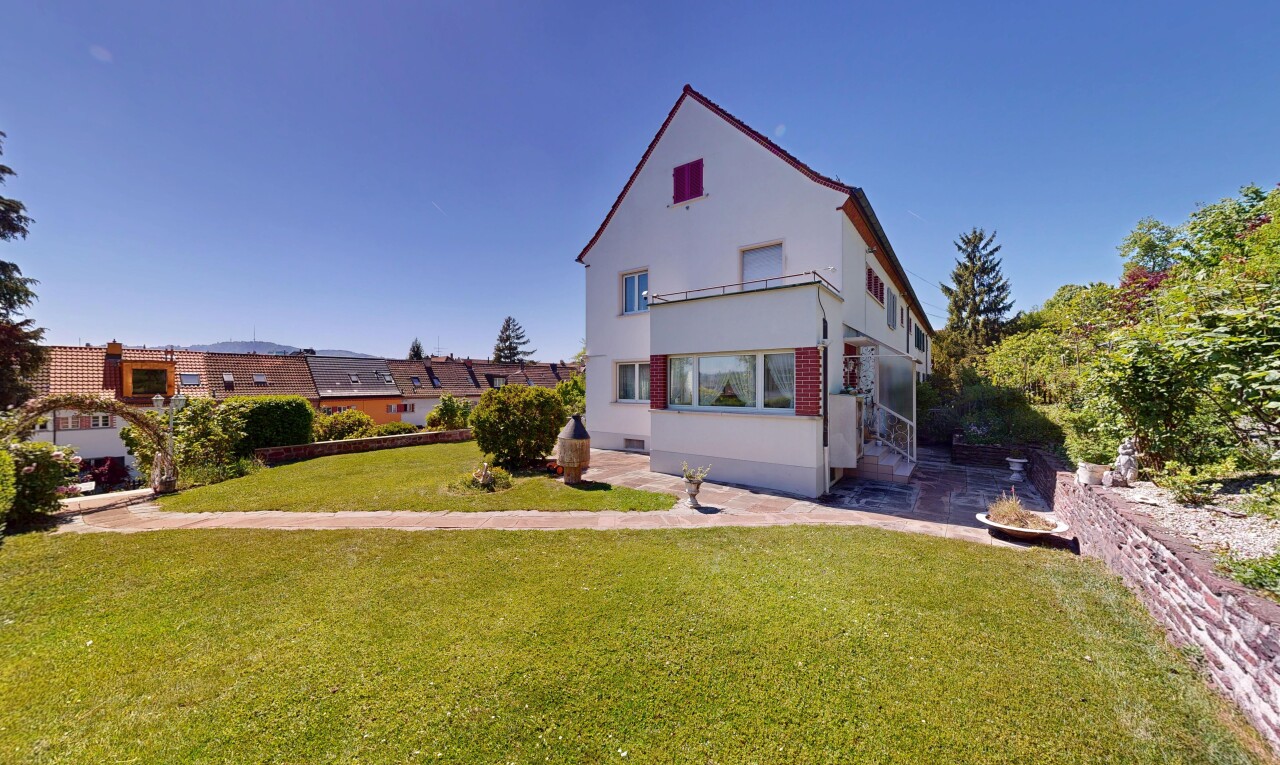 Charmantes 5.5-Zimmer-Eckreihenhaus in begehrter Lage in Zürich