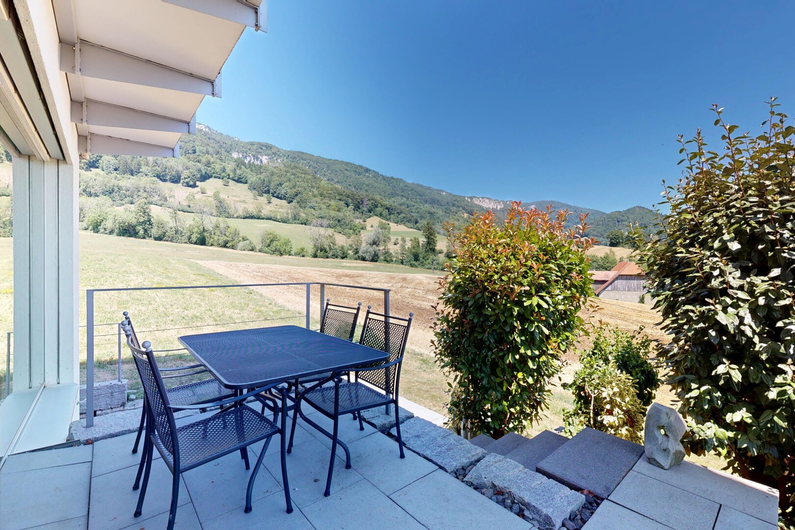 terrasse mit from property, essbereich im freien, terrasse, day time, und ländliche aussicht