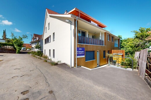 außenansicht mit day time, property visible, und stuckverkleidung