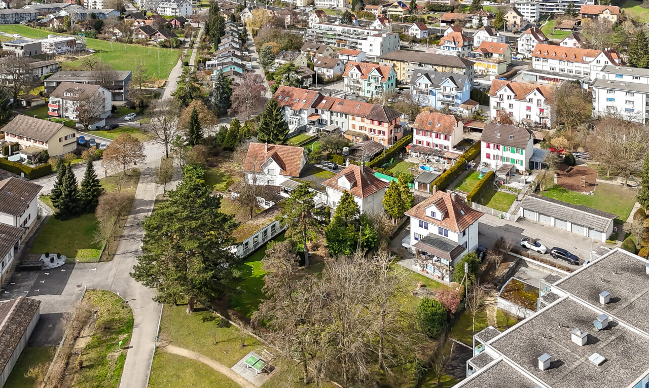 extérieur du bâtiment avec aerial view